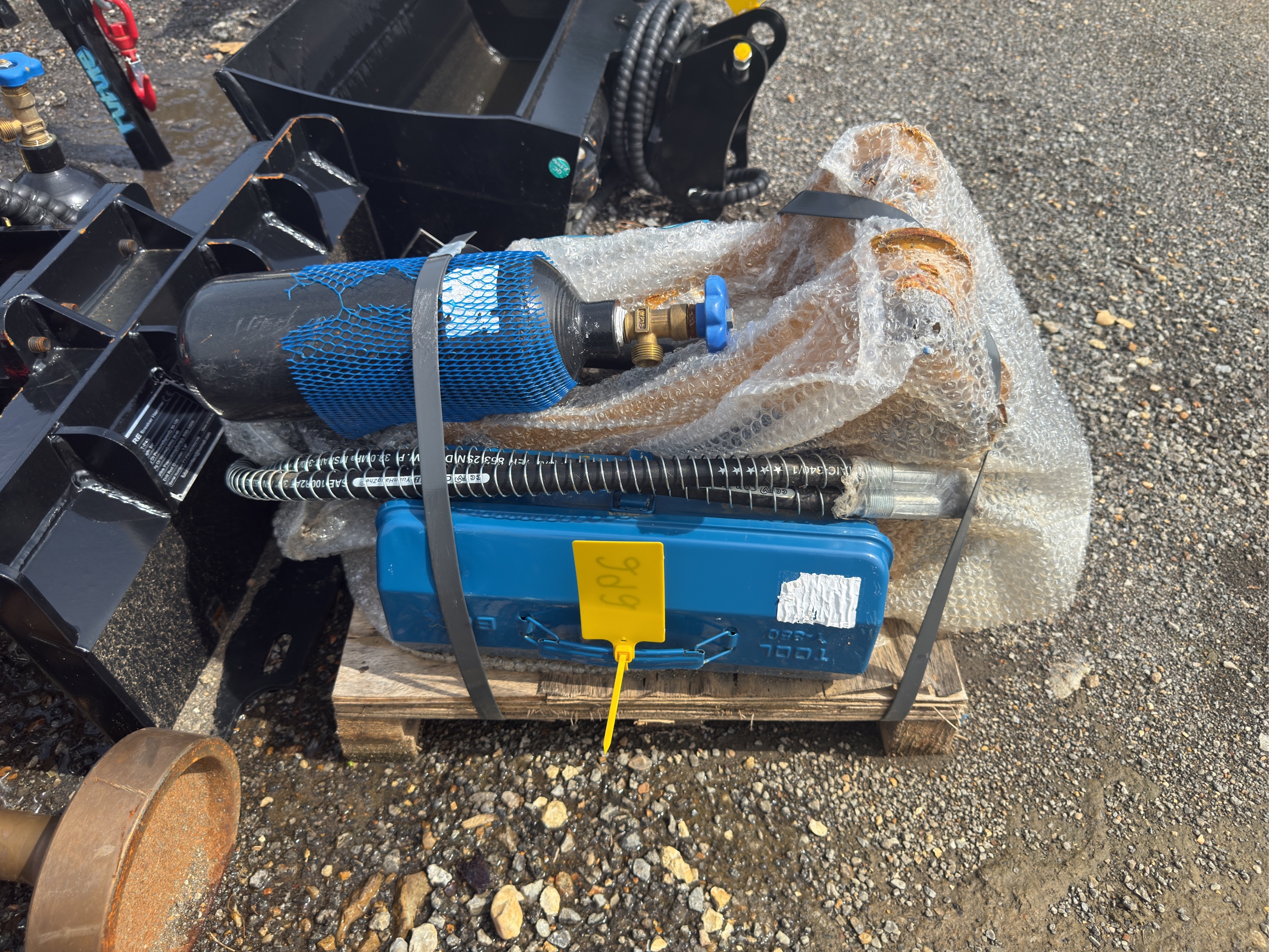 Lot image 1