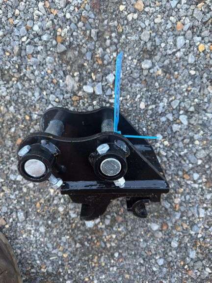 Youert Mini Excavator Quick Change - Fits 1-2 Ton