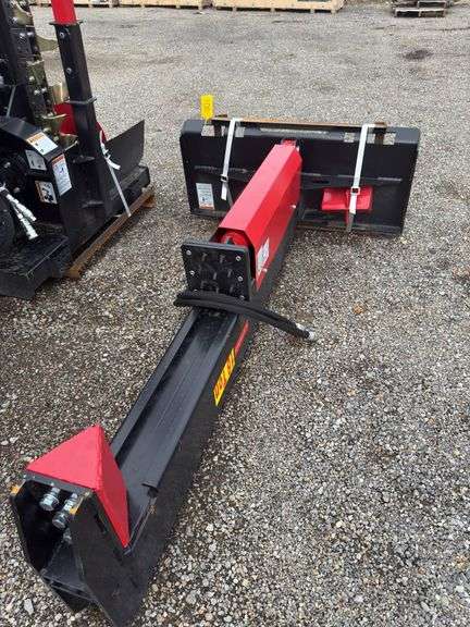 Raytree Skidsteer RMLS18T Log Splitter - 18 Ton with 2 & 4-Way Wedge