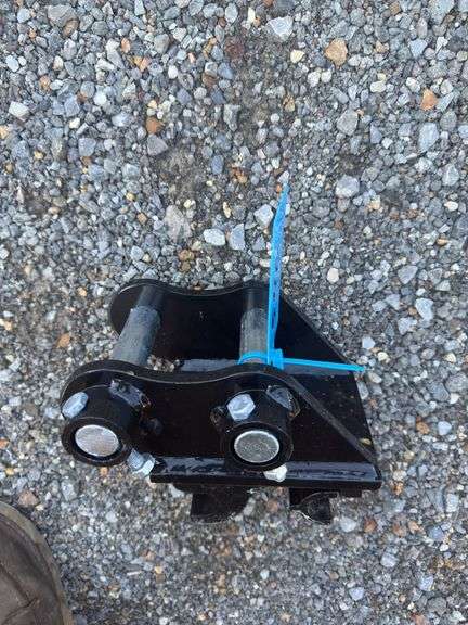 Youert Mini Excavator Quick Change - Fits 1-2 Ton