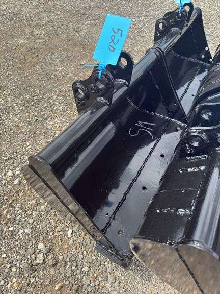 Youert 23.5 IN Mini Excavator Bucket - Fits 1 -2 Ton image