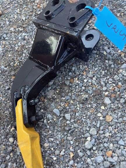 Youert 12in Heavy Duty Ripper - Fits 1 -2 Ton Mini Ex