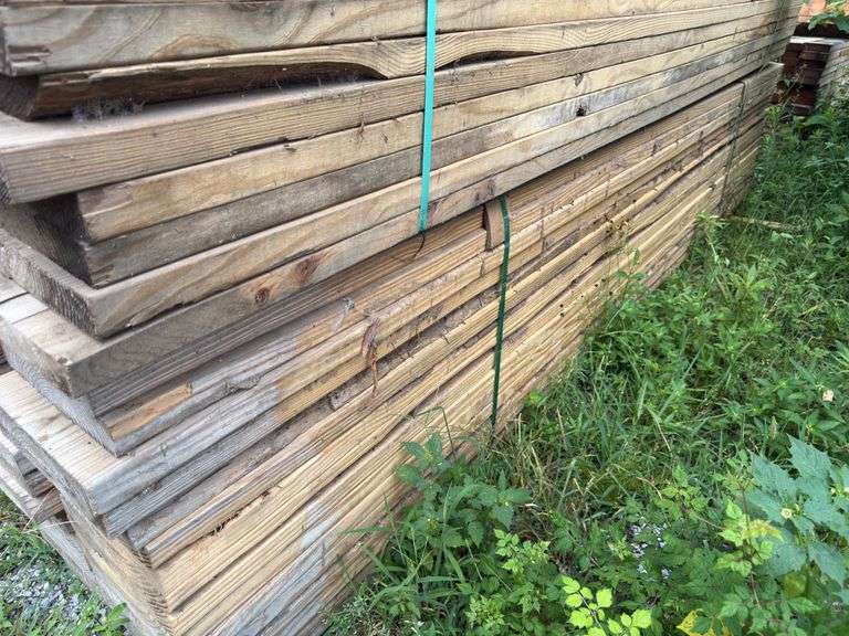 (80) 2 x 10 - 10ft Construction/Framing Lumber image