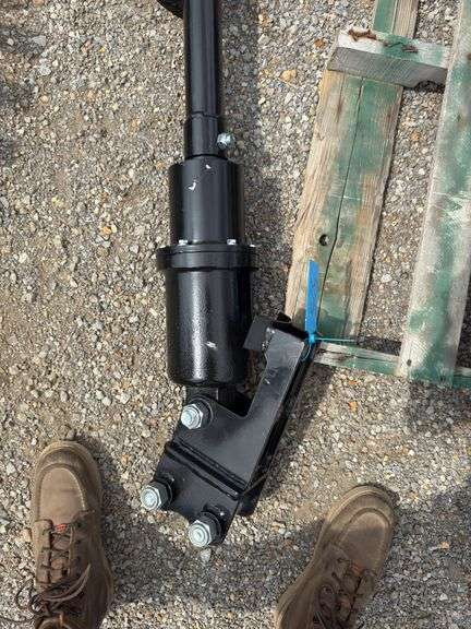 Youert U12- Mini Excavator Auger w/ 8in Bit Fits 1-2 Ton