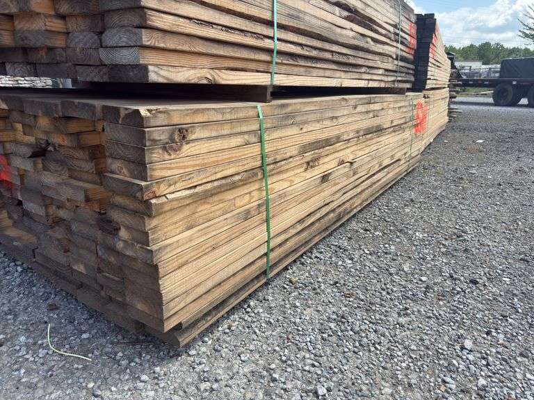(128) 2 x 6 - 10ft Construction Lumber image