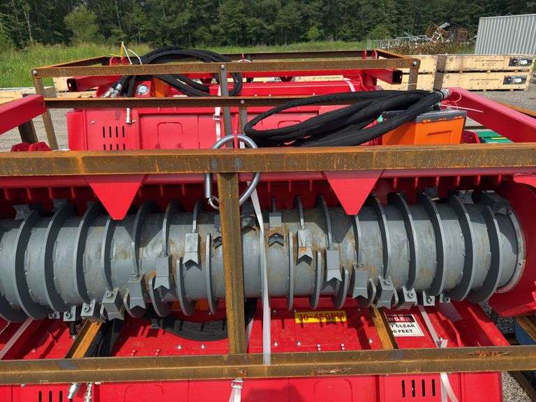 Raytree Skidsteer RMBD72 Drum Mulcher - 72" Width with 39 Cutting Teeth
