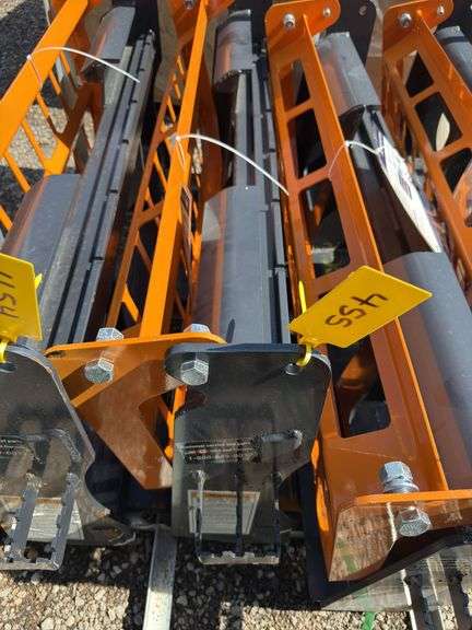 Skidsteer Pallet Fork - 4000lb Rating/48in Forks