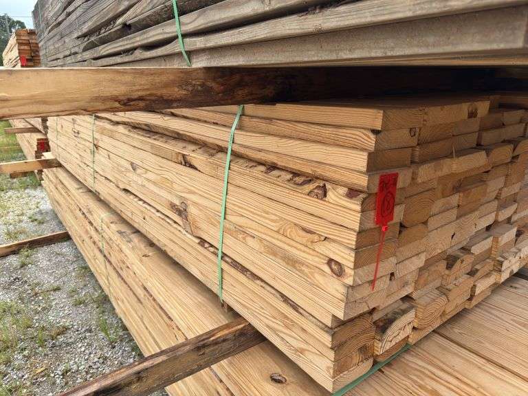 (128) 2 x 6 - 12ft Construction/Framing Lumber image