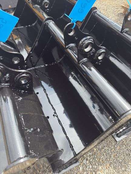 Youert 23.5 IN Mini Excavator Bucket - Fits 1 -2 Ton image