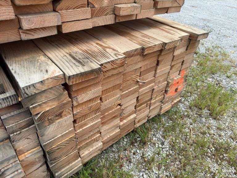 (128) 2 x 6 - 16ft Construction/Framing Lumber