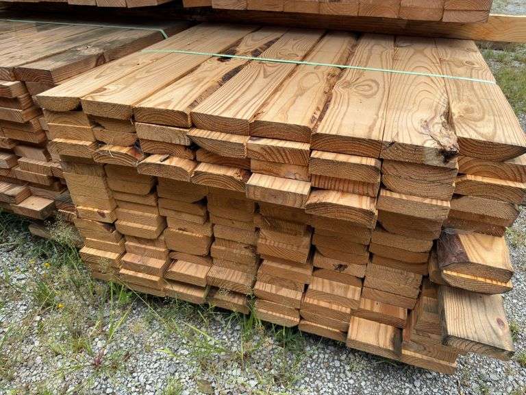 (128) 2 x 6 - 16ft Construction/Framing Lumber
