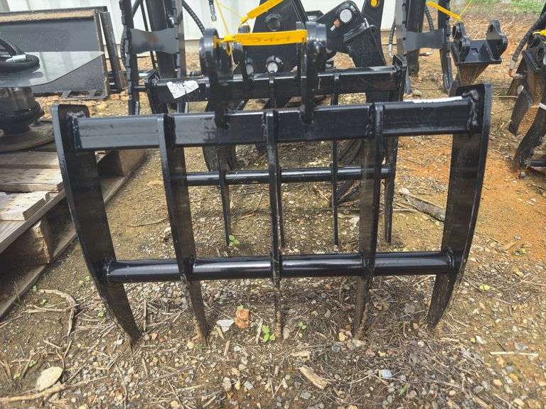 Future - Excavator Rake - Fits 1-2 Ton