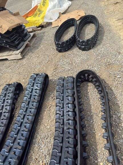 Youert(One Set) 180*72*37 Mini Excavator Tracks