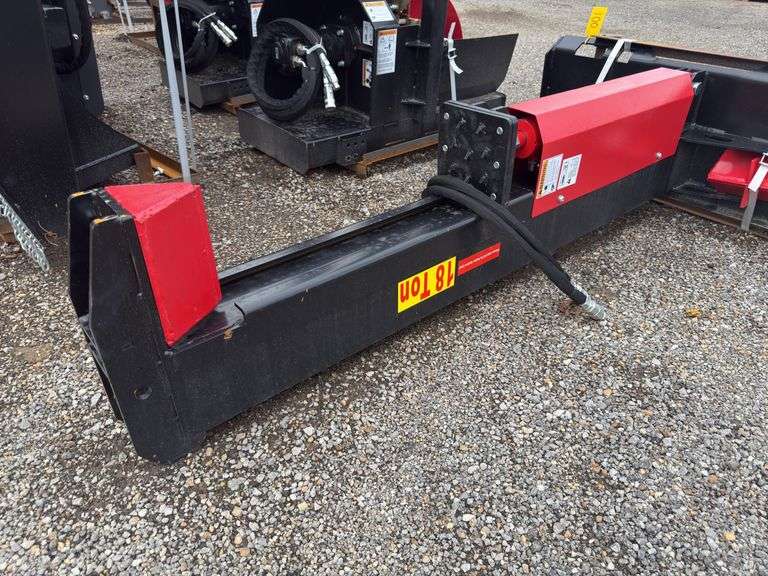 Raytree Skidsteer RMLS18T Log Splitter - 18 Ton with 2 & 4-Way Wedge