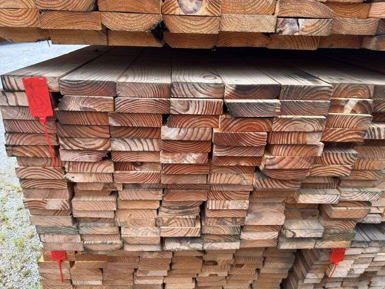 (128) 2 x 6 - 16ft Construction/Framing Lumber