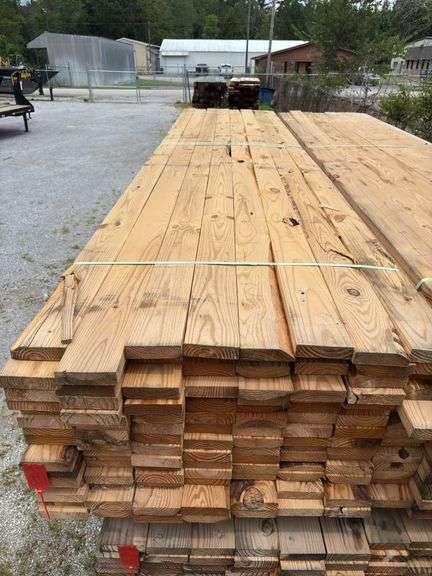 (128) 2 x 6 - 16ft Construction/Framing Lumber image