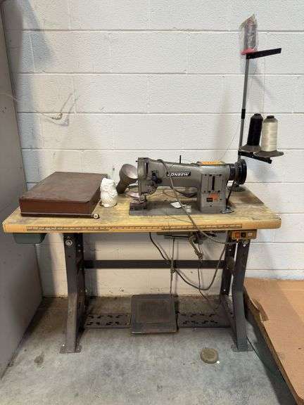 Consew Commercial Sewing Machine image