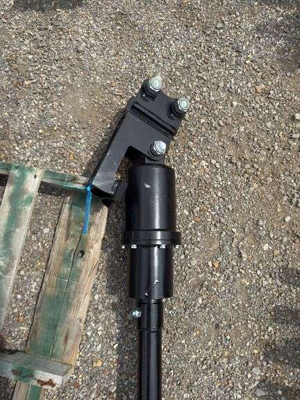 Youert U12- Mini Excavator Auger w/ 8in Bit Fits 1-2 Ton