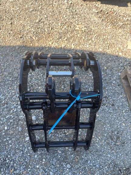 Youert 12in Wide Mini Excavator Wood Grabber - Fits 1-2 Ton