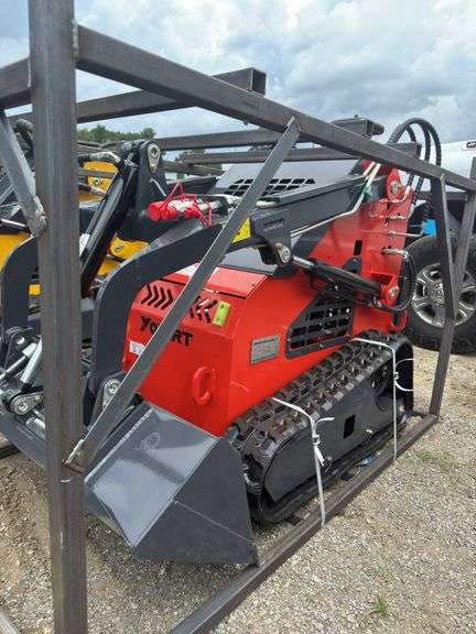 Youert  YOU-380 Mini Skidsteer Loader