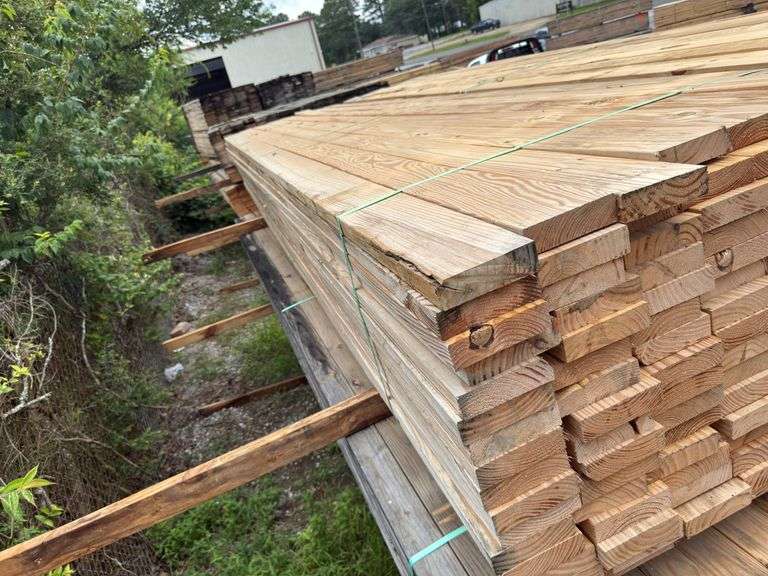 (128) 2 x 6 - 16ft Construction/Framing Lumber