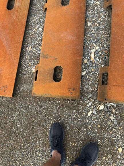Future - FT-S10 Skid Steer Mounting Plate - SAE J2513
