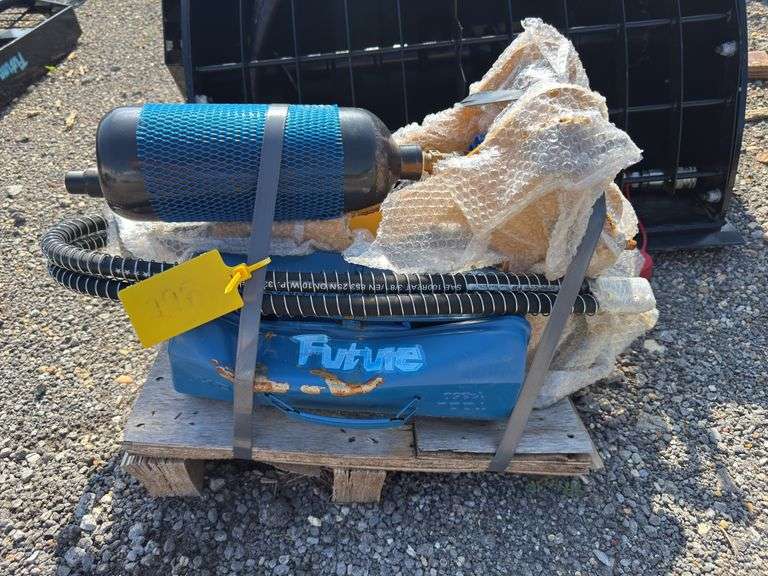 Future - Hydraulic Breaker - Fits 1-3 Ton Excavator image