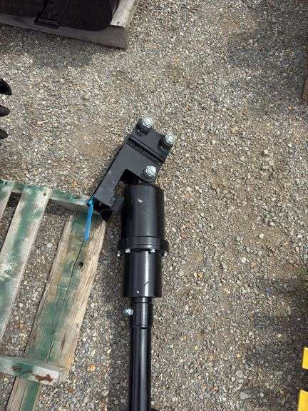 Youert U12- Mini Excavator Auger w/ 8in Bit Fits 1-2 Ton