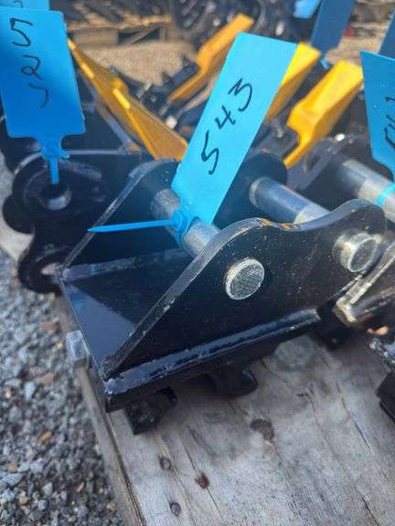 Youert Mini Excavator Quick Change - Fits 1-2 Ton image