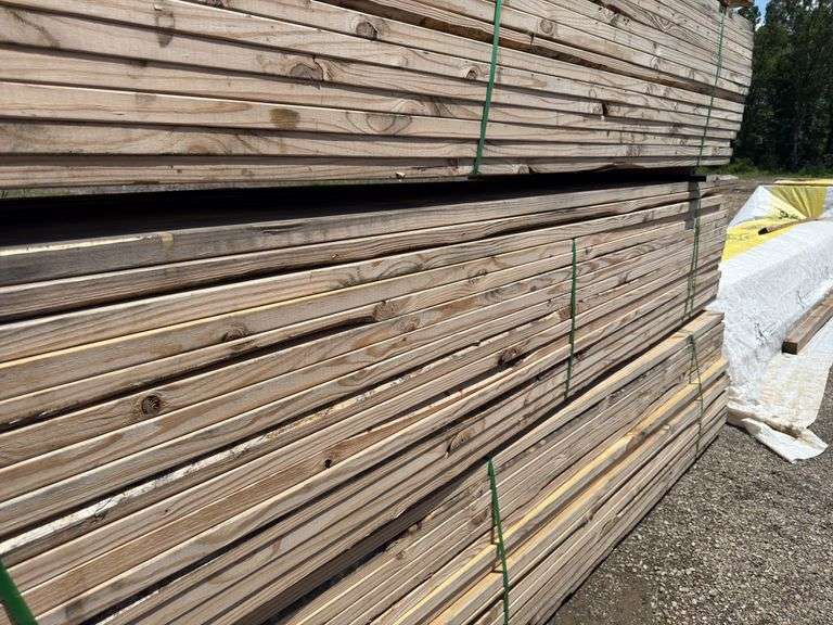 (128) 2 x 6 - 12ft - Construction/Framing Lumber