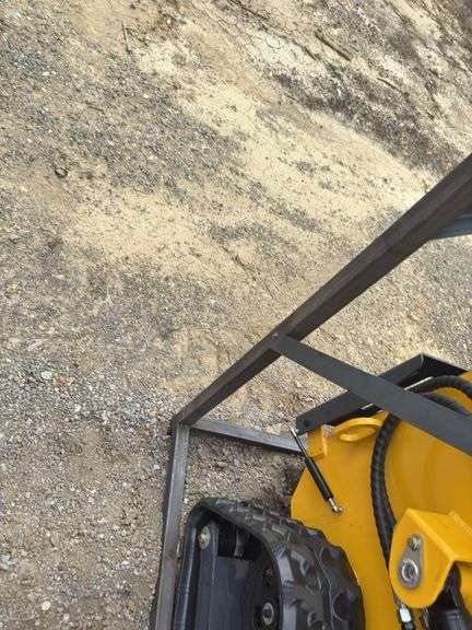 Youert  YOU-380 Mini Skidsteer Loader