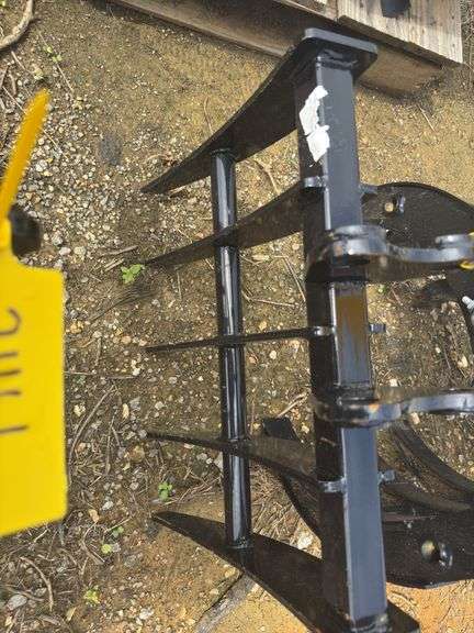 Future - Excavator Rake - Fits 1-2 Ton