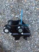 Youert Mini Excavator Quick Change - Fits 1-2 Ton