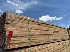 (208) 2 x 4 - 10ft - Construction/Framing Lumber