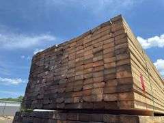 (208) 2 x 4 - 10ft - Construction/Framing Lumber