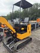 LandHero Hydraulic Mini Excavator - 13.5HP/65in Max Dig Depth