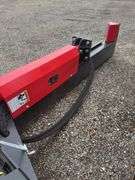 Raytree Skidsteer RMLS18T Log Splitter - 18 Ton with 2 & 4-Way Wedge