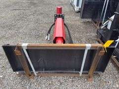 Raytree Skidsteer RMLS18T Log Splitter - 18 Ton with 2 & 4-Way Wedge