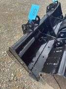 Youert 23.5 IN Mini Excavator Bucket - Fits 1 -2 Ton