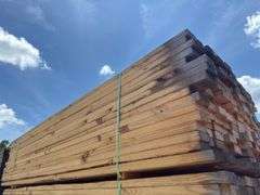 (208) 2 x 4 - 10ft - Construction/Framing Lumber