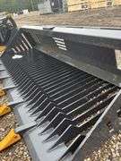 Skidsteer 84in Rock Bucket - 0.46m³ Capacity