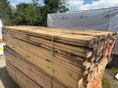 (208) 2 x 4 - 10ft Construction/Framing Lumber