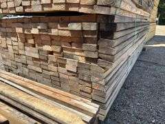 (208) 2 x 4 - 10ft - Construction/Framing Lumber