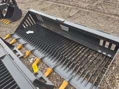 Skidsteer 84in Rock Bucket - 0.46m³ Capacity