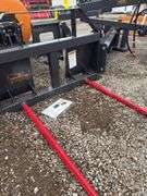 Skidsteer Bale Spear - 2500lb Capacity