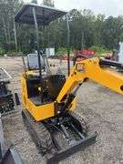 LandHero Hydraulic Mini Excavator - 13.5HP/65in Max Dig Depth
