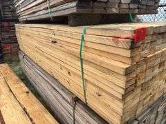 (208) 2 x 4 - 10ft Construction/Framing Lumber