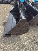 Youert 31.5in Wide Mini Excavator Bucket - Fits 1 -2 Ton