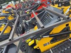 Youert  YOU-380 Mini Skidsteer Loader