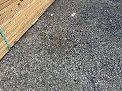 (208) 2 x 4 - 10ft Construction Lumber